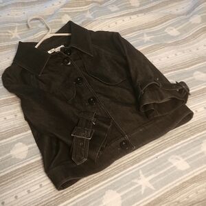 Vintage Kenneth Cole NY black crop jacket. Women's M/L. Details galore!